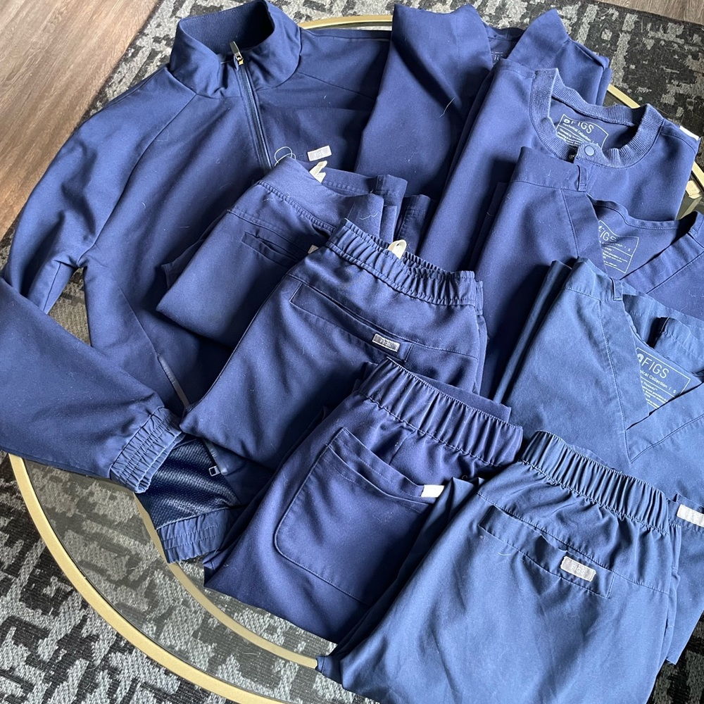 FIGS™ Men’s Scrubs - 9 piece collection - limited edition - SMALL